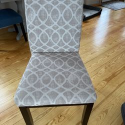 Patterned desk/accent chair