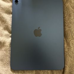 Blue iPad A16 11inch