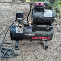 Portable Oil Free Thomas Air Compressor 