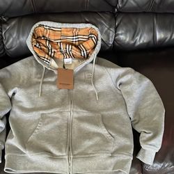 Burberry Sweater 