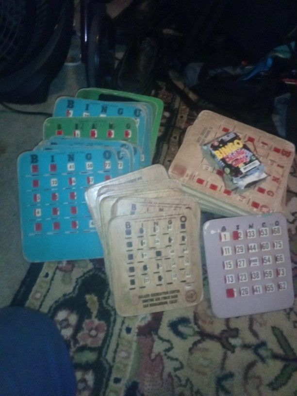 43 Vintage Bingo Cards