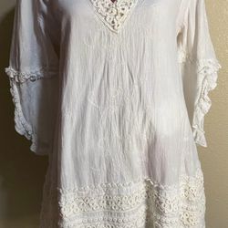 White Eyelet Dress Bell Sleeves Women’s Medium 
