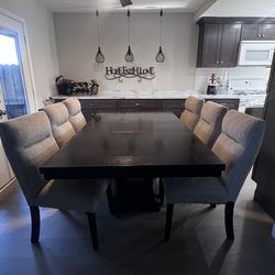 Table With Removal Leaf- Six Chairs