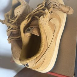 Nike Dunk Low Sz 11