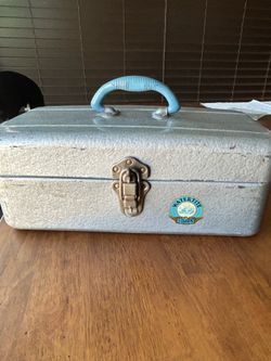 Tackle box
