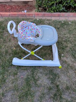 Foldable baby trend walker