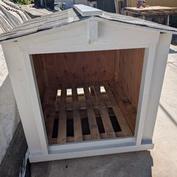 Brand New Extra Large Just Built Dog House Shingle Roof Guarantee No Leak Lifted From The Ground