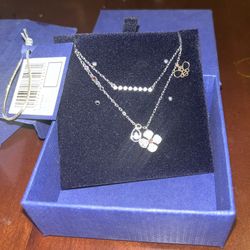 Swarovski Glowing Clover Necklace, Authentic