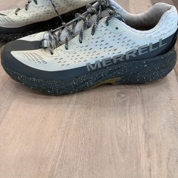 Size 9 Merrell Men’s Hiking Shoes