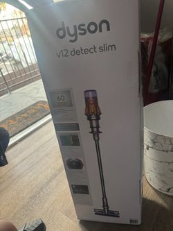 Dyson V12 detect slim
