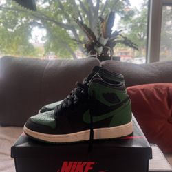 Air Jordan 1’s Pine Green 