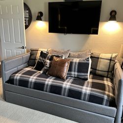 Modern Upholstered Gray Tufted Twin Daybed Sofa Bed With Trundle