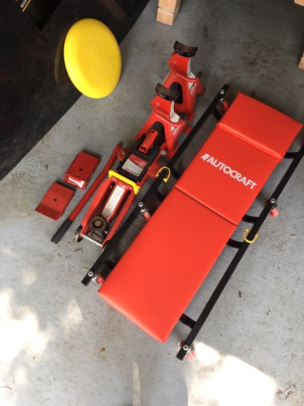 AutoCraft 2-Ton Trolley Jack with 2-Ton Jack Stands Combination