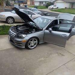 2012 Mercedes Benz C 300 4 MATIC 133k