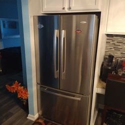 Whirlpool Refrigerator 