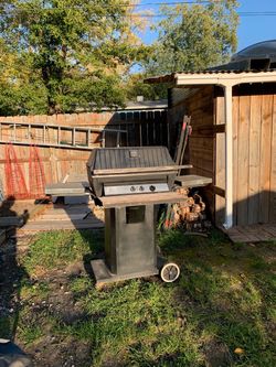 Broil master’s Grill