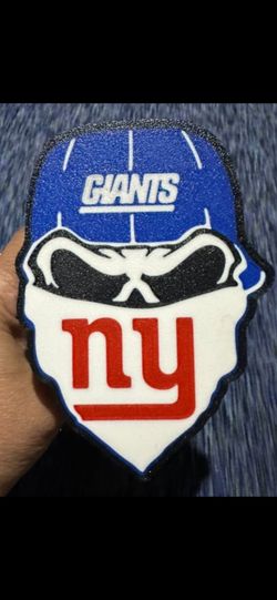 Custom tail hitch covers any team