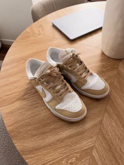 Nike Dunk Low Beige/White – Size 10 – Like New