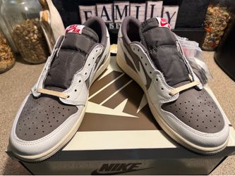 Travis Scott Air Jordan 1 Reverse Mocha size 11