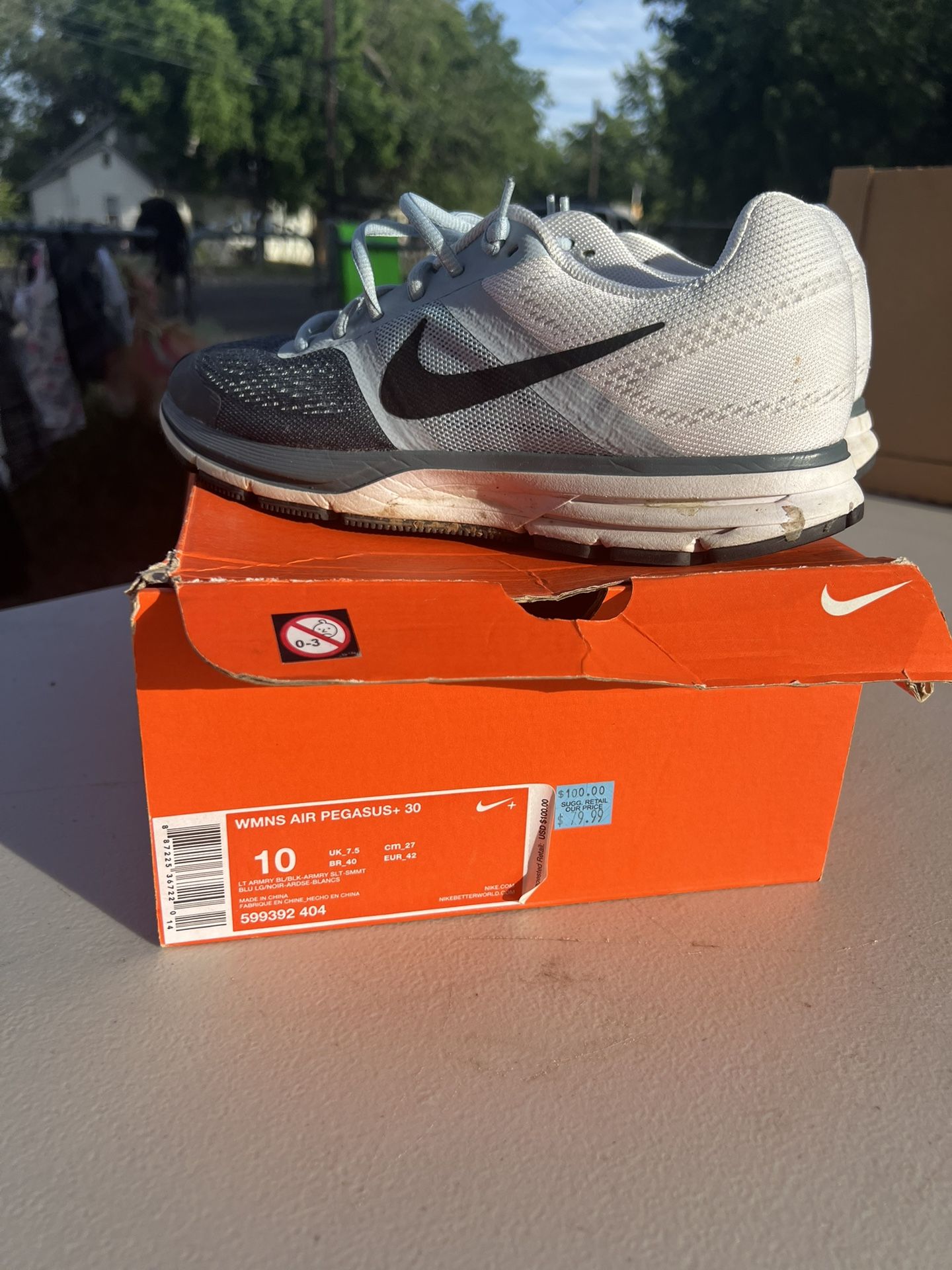 Women’s Size 10 Nike Air Pegasus +30