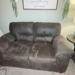 2 Faux Leather Love Seats