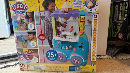 Play-Doh Kitchen Creations Ultimate Ice Cream Truck Toy Playset