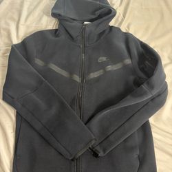 Nike Tech