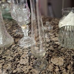 LOT OF 2 VASES AND 2 CLEAR GLASSES W/LIDS CONTAINERS