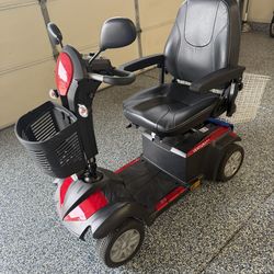 Power Scooter . 4-Wheel $599