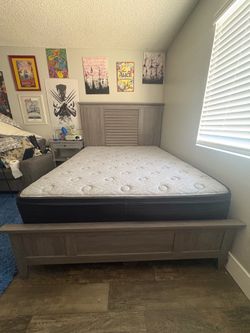 Bed frame Queen size
