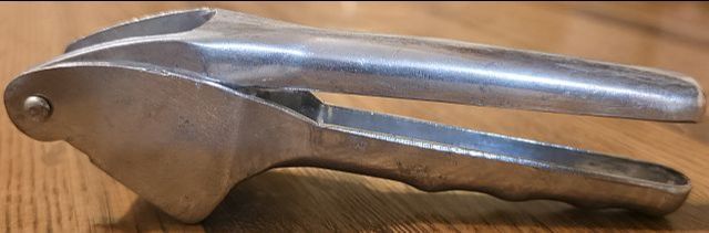 Garlic Press