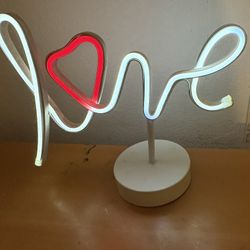 Neon sign - Love - Battery Operated 