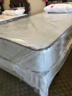 Twin mattress 12”
