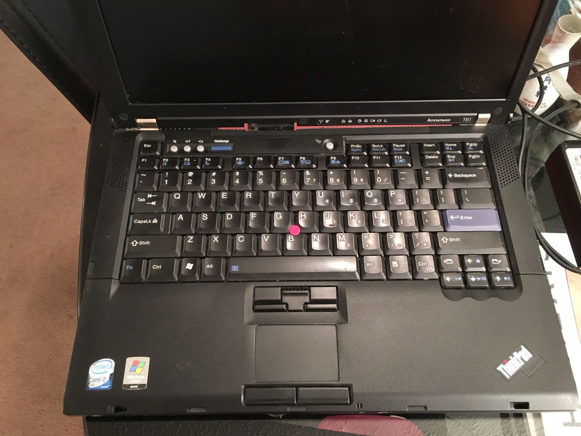 Lenovo laptop 💻 missing the battery