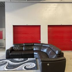 Like New Electric Recliner Sectional Couch CAN DELIVER🚚 