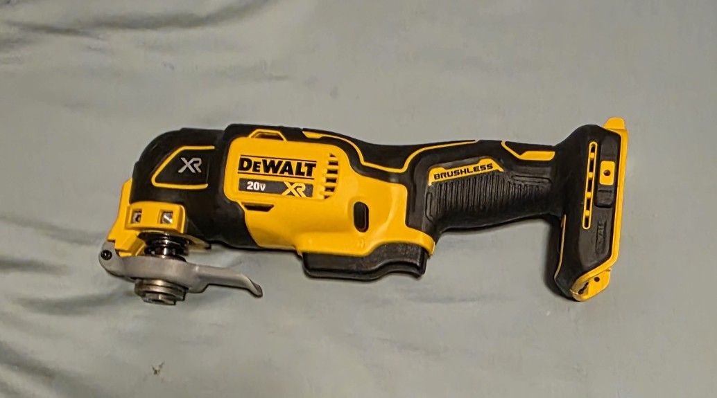 Dewalt Oscillating Multi-tool 