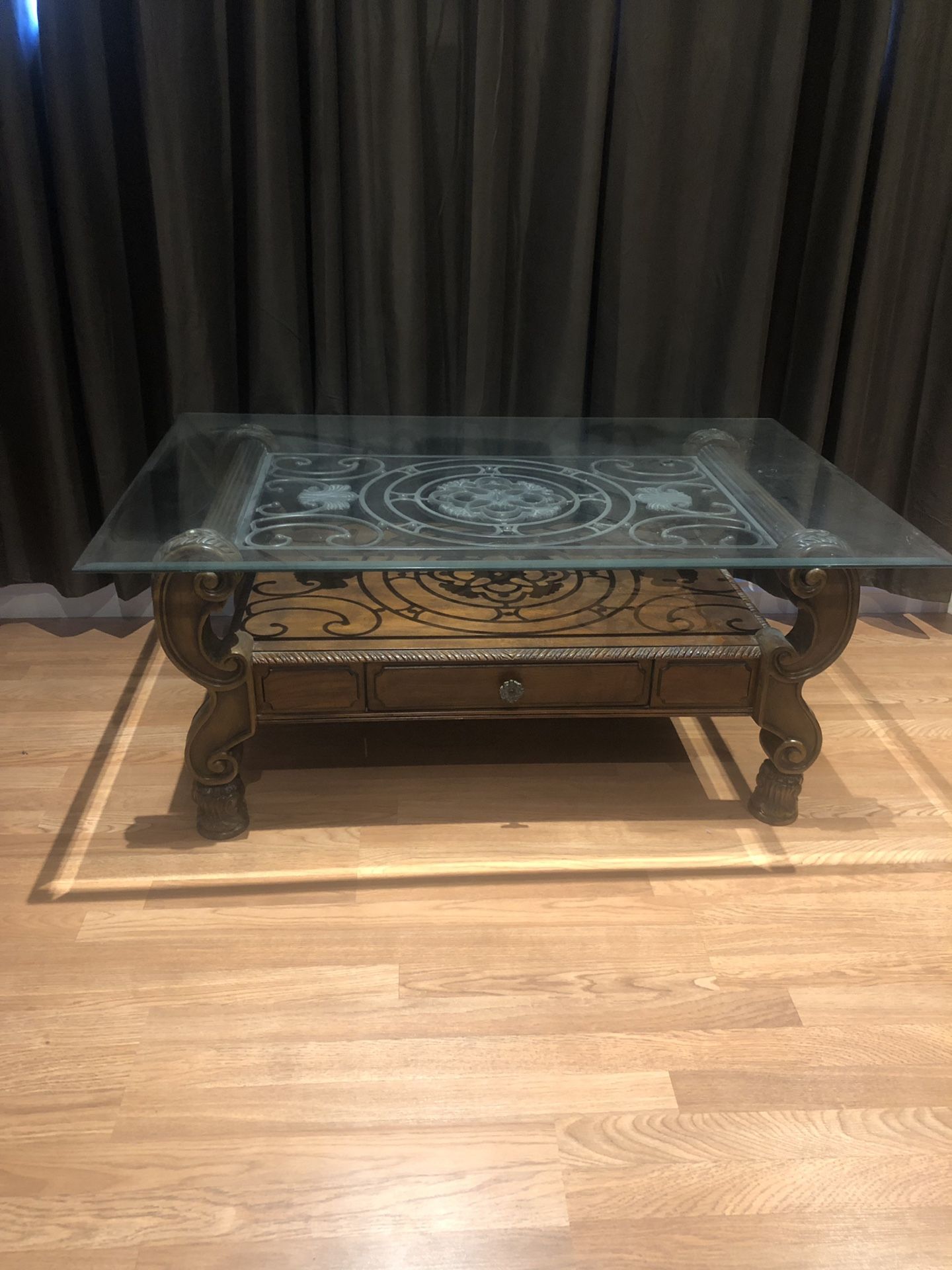 Coffee table glass