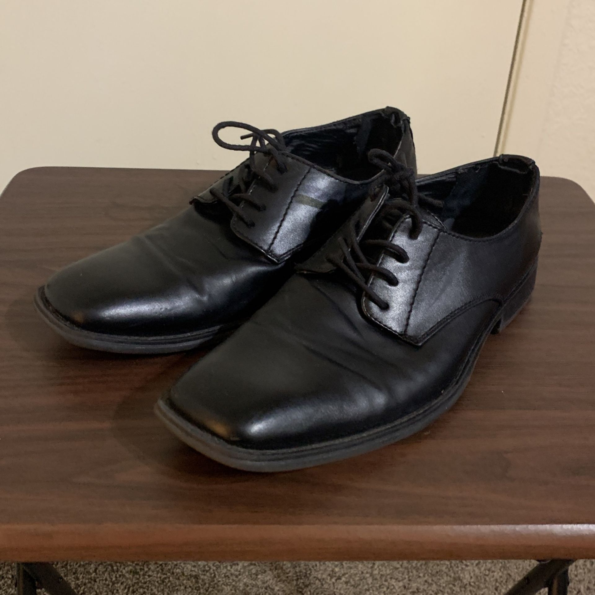 Alfani Black Leather Dress Shoes (Great Shape)