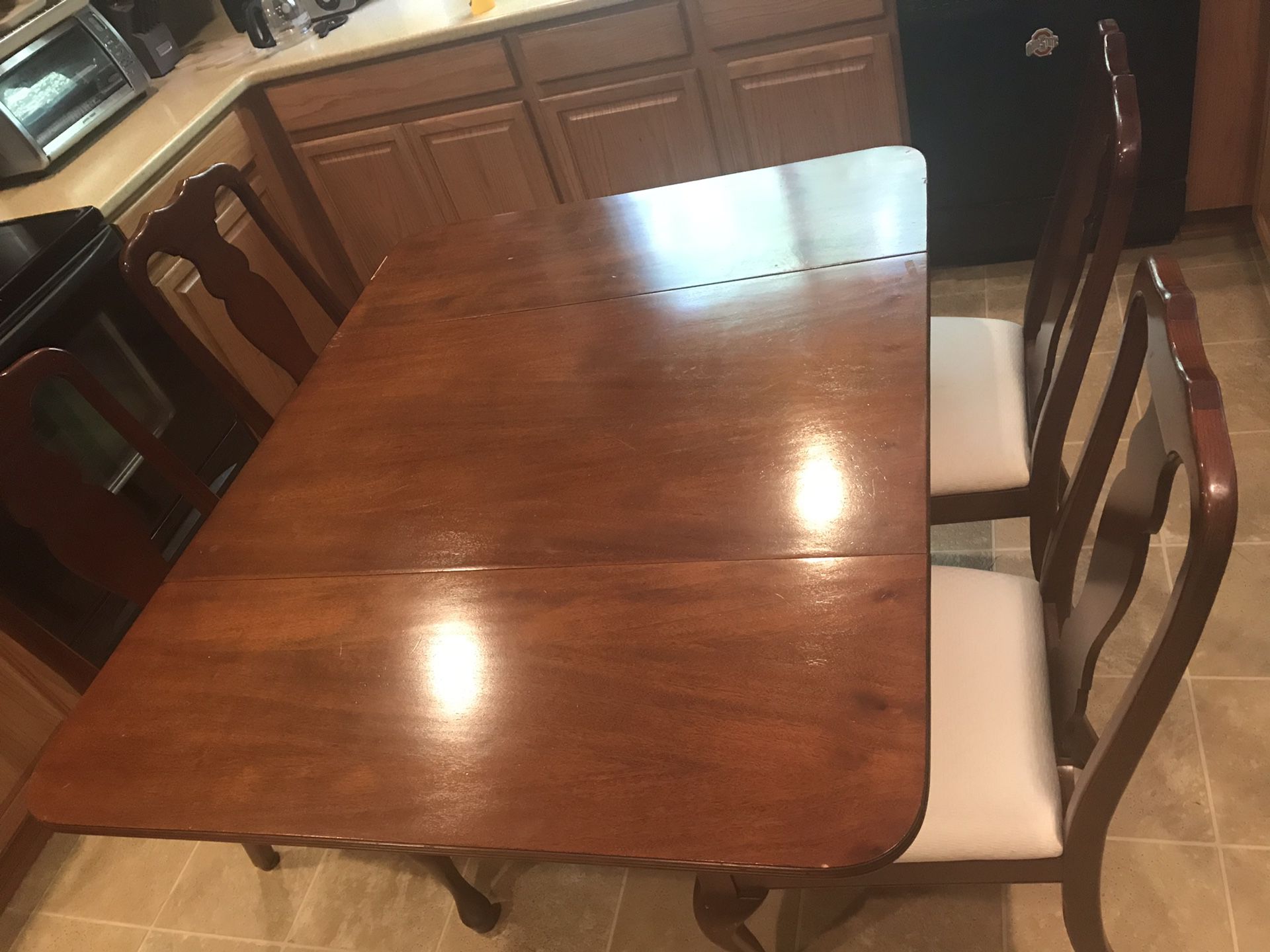 Beautiful Dining Room Fold Down Table and Padded Chairs 54” x 42” x 30”