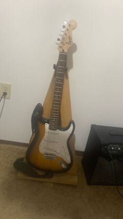 Fender Squire Stratocaster And Peavey Vypyr 15 amp