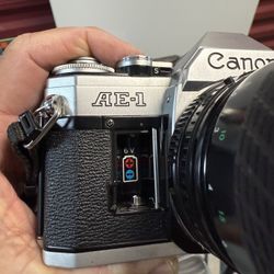Canon AE-1