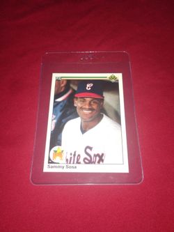 Near Mint 1990 Sammy Sosa Rookie Baseball Card - Upper Deck #17