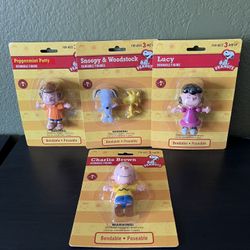 New Peanuts Bendable Figure 4 Pcs Set