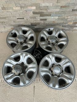 Toyota Alloy Wheels Set of 4 with Center Caps
