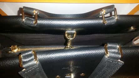 Louis Vuitton Handbag FACTORY OVERRUNS AUTHENTIC MATERIALS for Sale in  Bellflower, CA - OfferUp