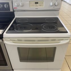 KENMORE GLASS TOP STOVE WHITE