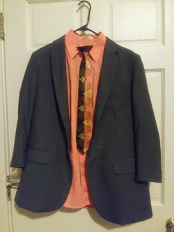 Boy husky gray suit with shirt and tie size 18