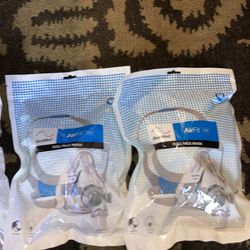2 ResMed Full Face CPAP Masks, 3 ResMed Airfit F20 Cushions, and 5 MedLine Mask Nebulizer’s.