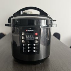 Pressure Cooker Instant Crock 10-in-1 Pot Pro Series - $60 (Harrison, NJ)
