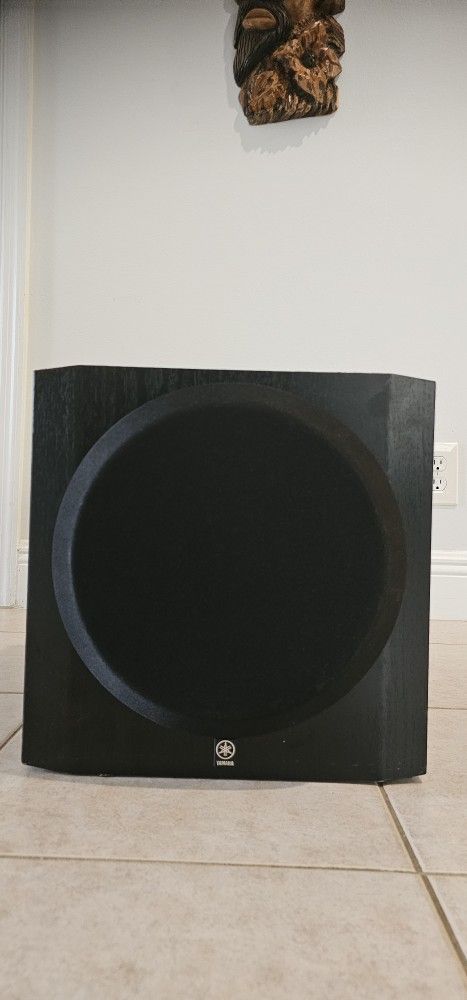 Yamaha 10inch subwoofer 